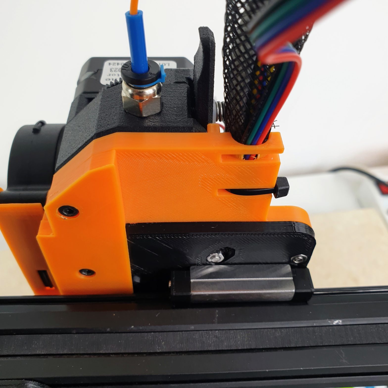XAxis Linear Rail Upgrade for Ender 3 YouMakeTech