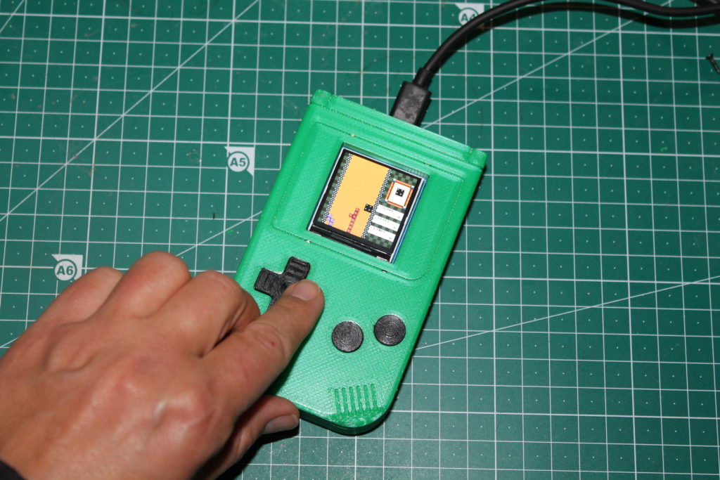 Pico-GB GameBoy Emulator Handheld for Raspberry Pi Pico 🕹️ – YouMakeTech